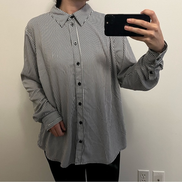Stripped button up - Picture 3 of 3
